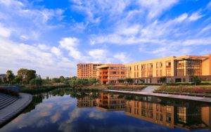 广西高考多少分能录取吉林工程技术师范学院？2024年历史类投档线437分 物理类录取分389分